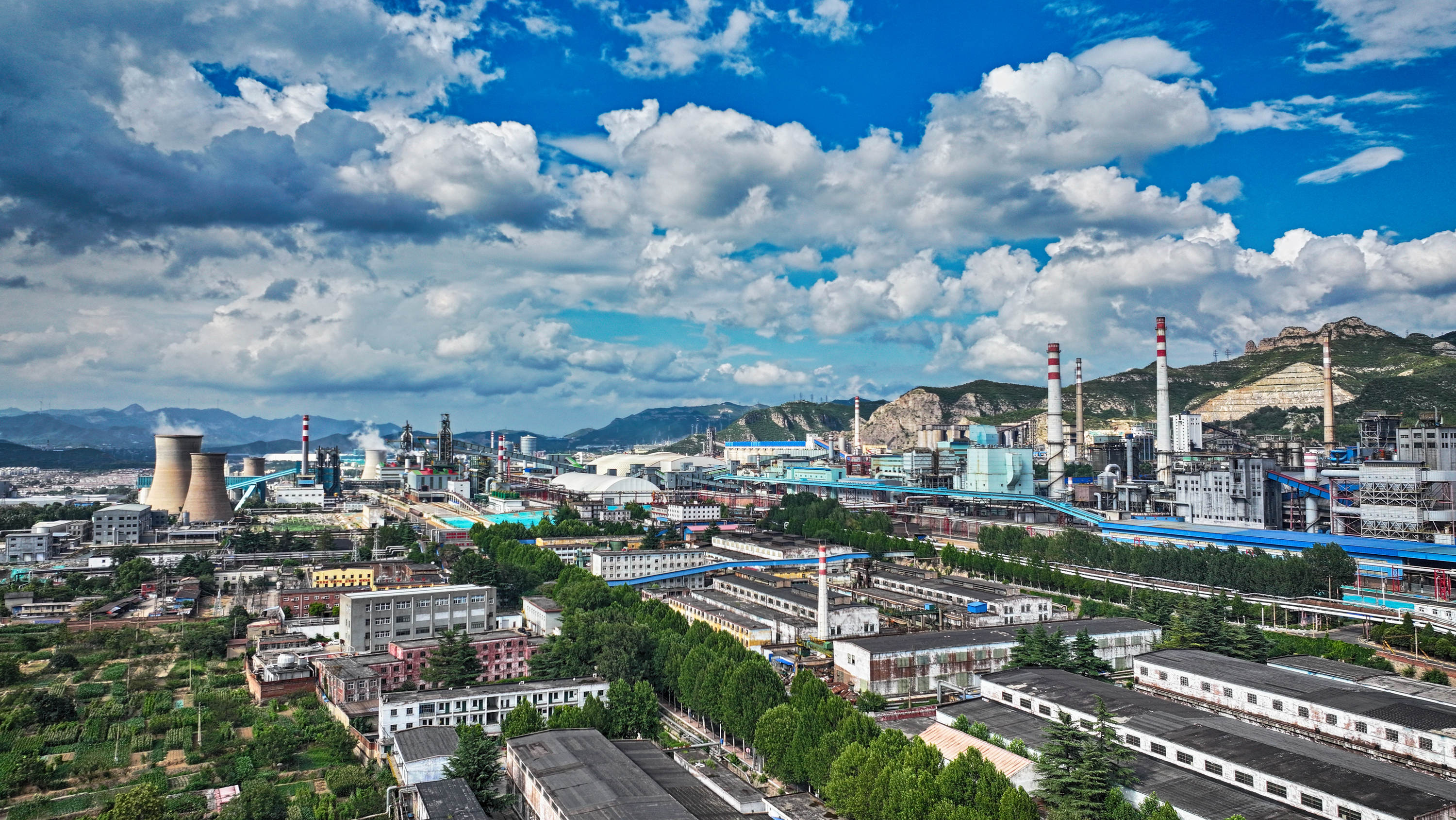 党建  绿色 创新  精益  智慧  幸福